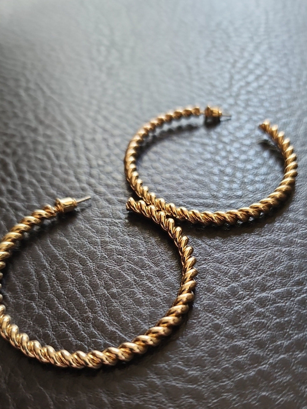 Gold Twisted Rope Hoop Earrings - Women's Jewelry